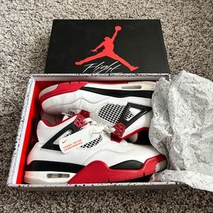 Air Jordan 4 retro size 6.5 kids size 8 women’s